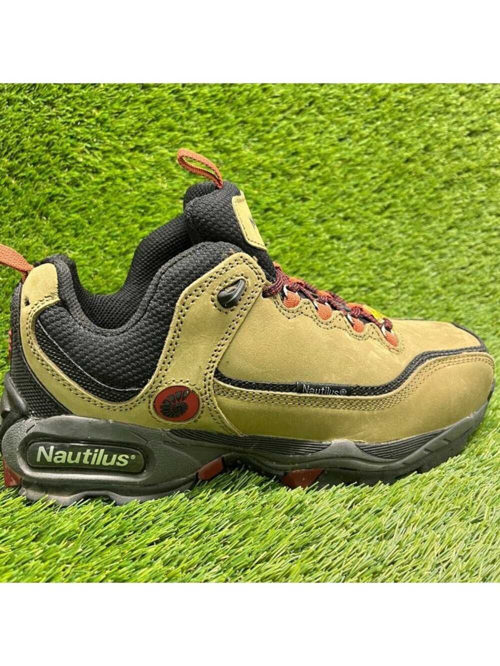 Nautilus Specialty ESD Mens Size 10.5 Brown Black Steel Toe Safety Work Shoes